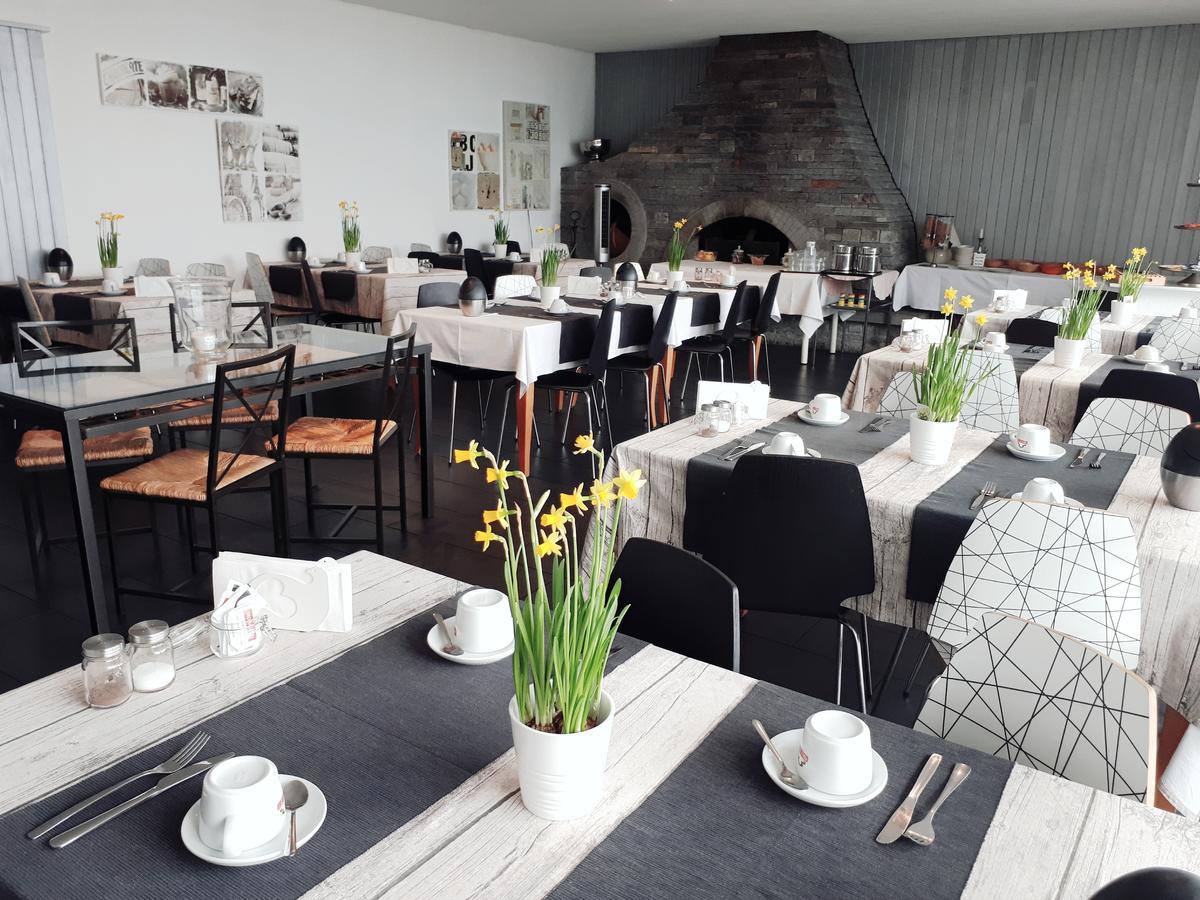 Hotel Garni Battello Мелиде Экстерьер фото