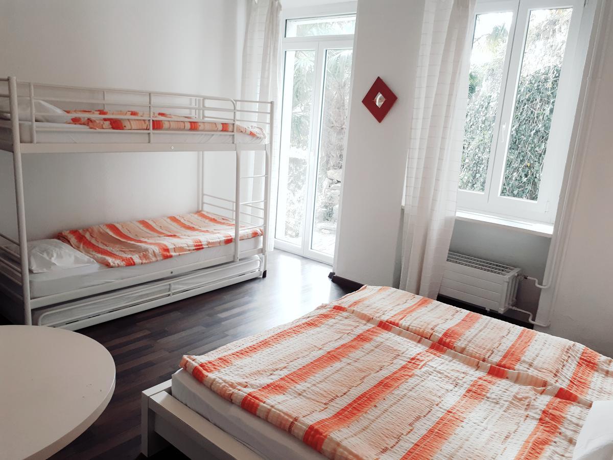 Hotel Garni Battello Мелиде Экстерьер фото